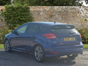 2018 Ford Focus 1.0t Ecoboost St-Line Euro 6 (s/s) 5dr in Blue — image 5