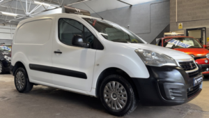 2016 Peugeot Partner 1.6 Hdi 850 S Diesel White 5dr No Vat+ready For Work in White — image 4