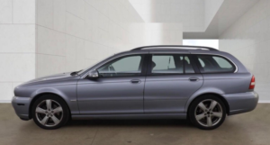 2008 Jaguar X-Type 2.2d Sovereign 5dr in Blue — image 3