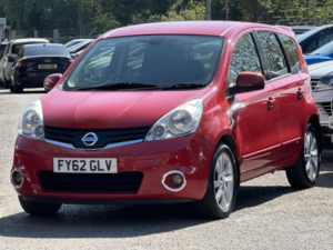 2012 Nissan Note 1.6 16v N-Tec+ Auto Euro 5 5dr in Red — image 5