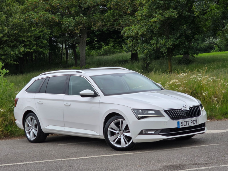 2017 Skoda Superb 2.0 Tdi Se L Executive Estate 5dr Diesel Manual Euro 6 (s/s) (150 Ps) in White — image 1