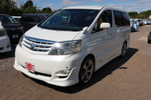 2008 Toyota Alphard 2.4 Platinum Selection 2 8 Seats in White — image 3
