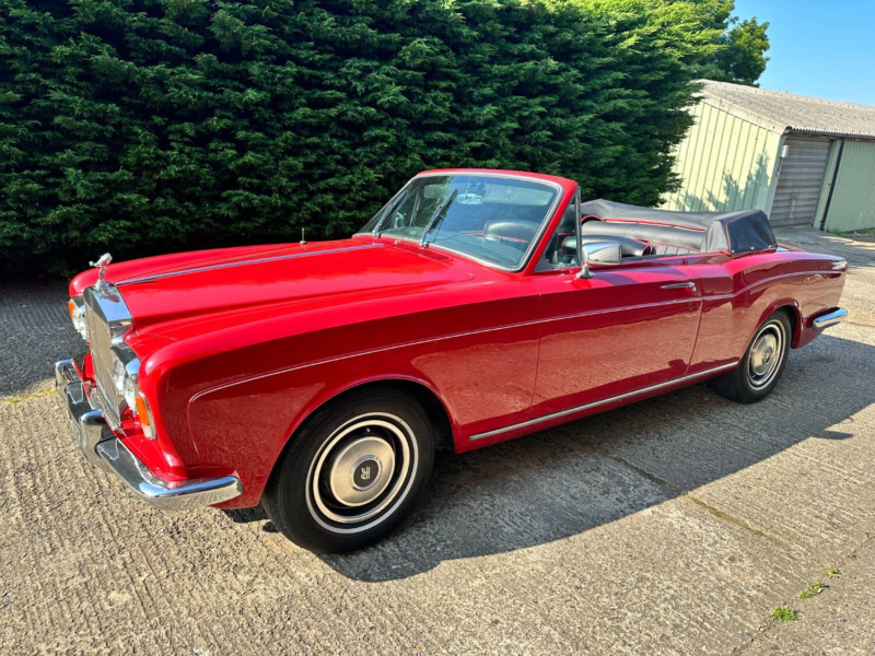 1968 Rolls-Royce Corniche 6.8 in Red — image 1