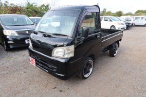 2008 Daihatsu Hijet Truck Special in Black — image 3