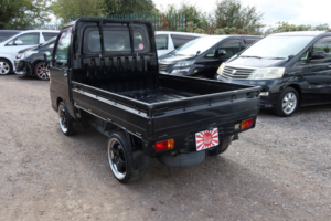2008 Daihatsu Hijet Truck Special in Black — image 4