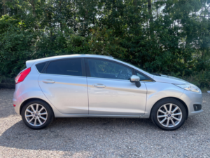 2016 Ford Fiesta 1.0t Ecoboost Titanium Euro 6 (s/s) 5dr in Silver — image 5