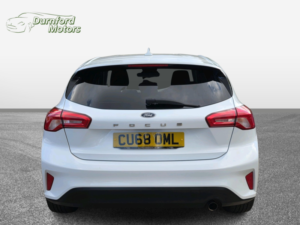 2018 Ford Focus 1.0 T Ecoboost Zetec in White — image 5