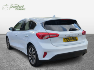 2018 Ford Focus 1.0 T Ecoboost Zetec in White — image 6