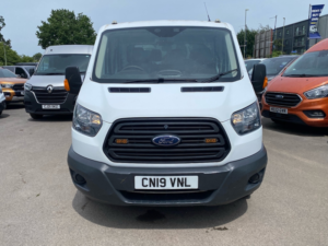 2019 Ford Transit 350 Ecoblue Dropside — image 3