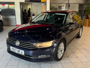 2017 Volkswagen Touran 2.0 Tdi Bluemotion Tech Se Family in Grey — image 5