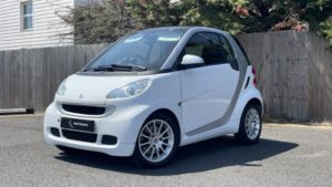 2011 Smart Fortwo 1.0 Mhd Passion in White — image 3
