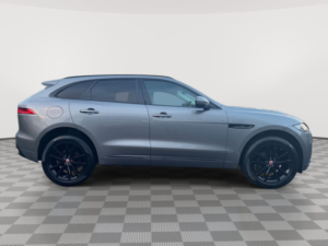 2019 Jaguar F-Pace 2.0 D180 Chequered Flag SUV 5dr Diesel Auto AWD Euro 6 (s/s) (180 Ps) in Grey — image 5