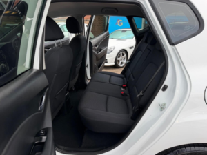 2015 Hyundai Ix20 1.4 Active Euro 5 5dr in White — image 5