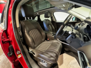 2016 Jaguar F-Pace 2.0 D180 Portfolio Auto AWD Euro 6 (s/s) 5dr in Red — image 3