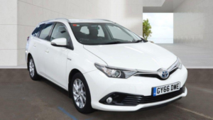 2016 Toyota Auris