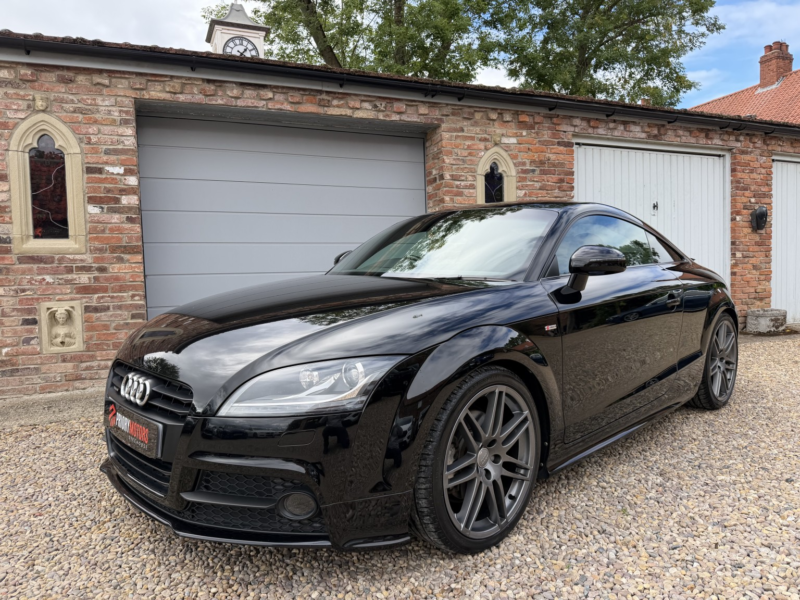 2014 Audi Tt 2.0 Tdi Black Edition in Black — image 1
