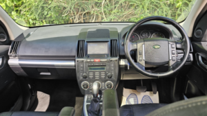 2010 Land Rover Freelander 2 2.2 Td4 Hse in Grey — image 5