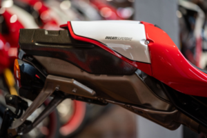 2004 Ducati 749 R Mk1 Carbon in Red — image 4