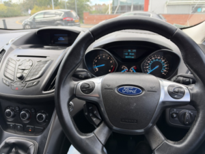 2013 Ford Kuga 1.6 T Ecoboost Zetec in Grey — image 6