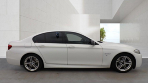 2013 BMW 5 Series 2.0 520d M Sport Auto Euro 6 (s/s) 4dr in White — image 6