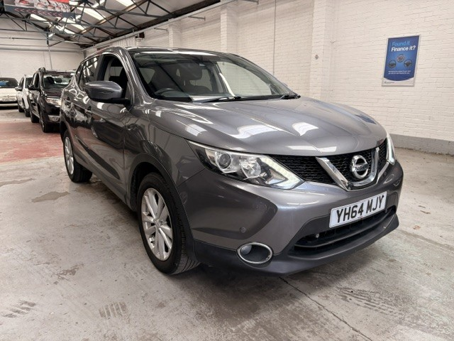 2014 Nissan Qashqai 1.5 Dci Acenta Premium in Grey — image 1