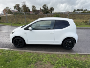 2014 Volkswagen Up! 1.0 Move Up! in White — image 4