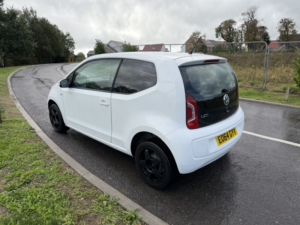 2014 Volkswagen Up! 1.0 Move Up! in White — image 5