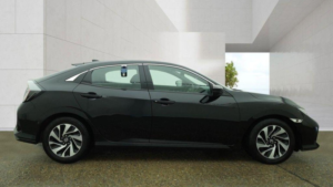 2018 Honda Civic 1.0 Vtec Turbo Se CVT Euro 6 (s/s) 5dr in Black — image 5