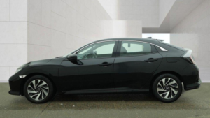 2018 Honda Civic 1.0 Vtec Turbo Se CVT Euro 6 (s/s) 5dr in Black — image 6
