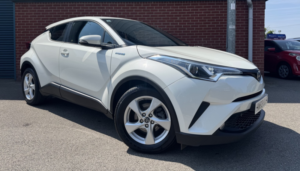 2019 Toyota C-Hr 1.8 Vvt-H Icon in White — image 3