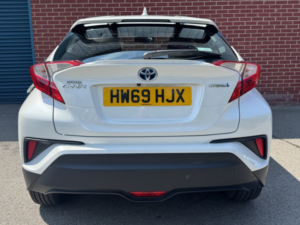 2019 Toyota C-Hr 1.8 Vvt-H Icon in White — image 6