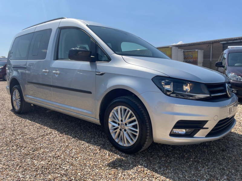 2020 Volkswagen Caddy Maxi Life Auto Wav Wheelchair Accessible Vehicle Automatic 2.0 Tdi in Silver — image 1