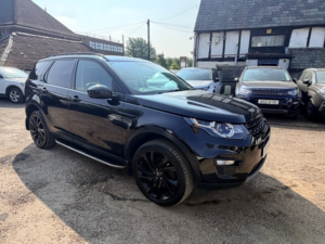 2019 Land Rover Discovery Sport Td4 Hse in Black — image 6