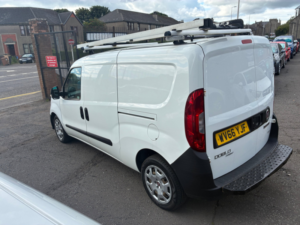 2016 Fiat Doblo 1.6 Jtd Multijet 16v Panel Van 4dr Diesel Manual L1 H1 (137 G/km, 105 Bhp) in White — image 5