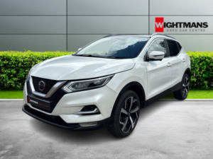2017 Nissan Qashqai 1.5 Dci Tekna+ in White — image 3
