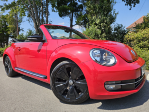 2015 Volkswagen Beetle 2.0 Tdi Bluemotion Tech Sport in Red — image 2