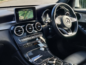 2019 Mercedes-Benz Glc 2.0 Glc250 Amg Line (premium) Coupe 5dr Petrol G-Tronic+ 4matic Euro 6 (s/s) (211 Ps) in White — image 3