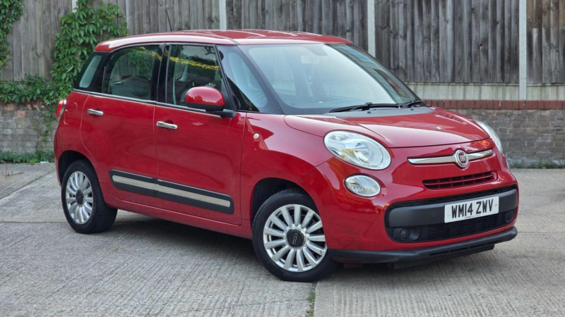 2013 Fiat 500l 0.9 Twinair Pop Star Euro 6 (s/s) 5dr in Red — image 1