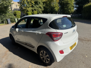2015 Hyundai I10 Hatchback 2013 - 2017 in White — image 3
