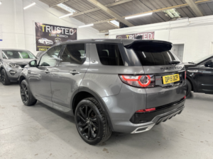 2019 Land Rover Discovery Sport 2.0 Si4 Hse Dynamic Lux in Grey — image 4