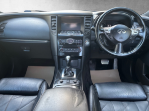 2016 Infiniti Qx70 3.0 D V6 S Premium in Grey — image 2