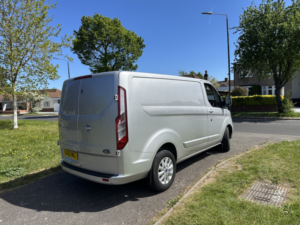 2022 Ford Transit Custom 2.0 Transit Custom Limited Van 300 L1 2.0l Ecoblue 130ps Fwd 6 Speed Manual in Silver — image 4