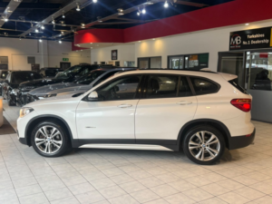 2018 BMW X1 2.0 X1 Xdrive20d Sport in White — image 6