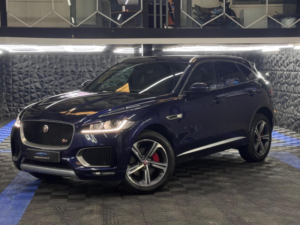 2016 Jaguar F-Pace 3.0 D300 V6 S Auto AWD Euro 6 (s/s) 5dr in Blue — image 3