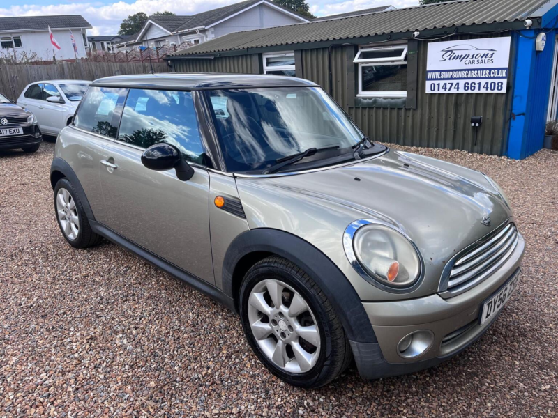 2006 MINI Hatch 1.6 Cooper Euro 4 3dr in Silver — image 1