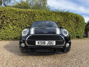 2018 MINI Hatch 1.5 Cooper 3-Door Hatch in Black — image 6