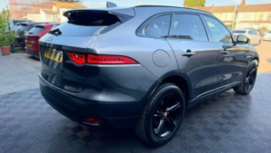 2018 Jaguar F-Pace 2.0 D180 R-Sport Auto AWD Euro 6 (s/s) 5dr in Grey — image 6