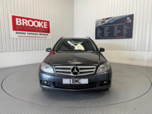 2010 Mercedes-Benz C Class 2.1 C200 Cdi Blueefficiency Executive Se Auto Euro 5 5dr in Grey — image 5