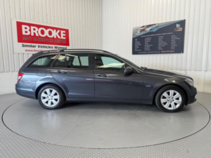 2010 Mercedes-Benz C Class 2.1 C200 Cdi Blueefficiency Executive Se Auto Euro 5 5dr in Grey — image 6