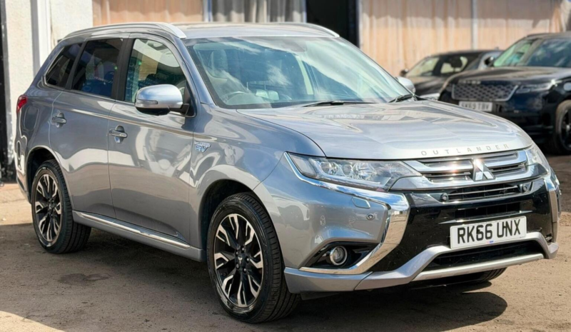 2016 Mitsubishi Outlander 2.0h 12kwh Gx5hs CVT 4WD Euro 6 (s/s) 5dr in Grey — image 1